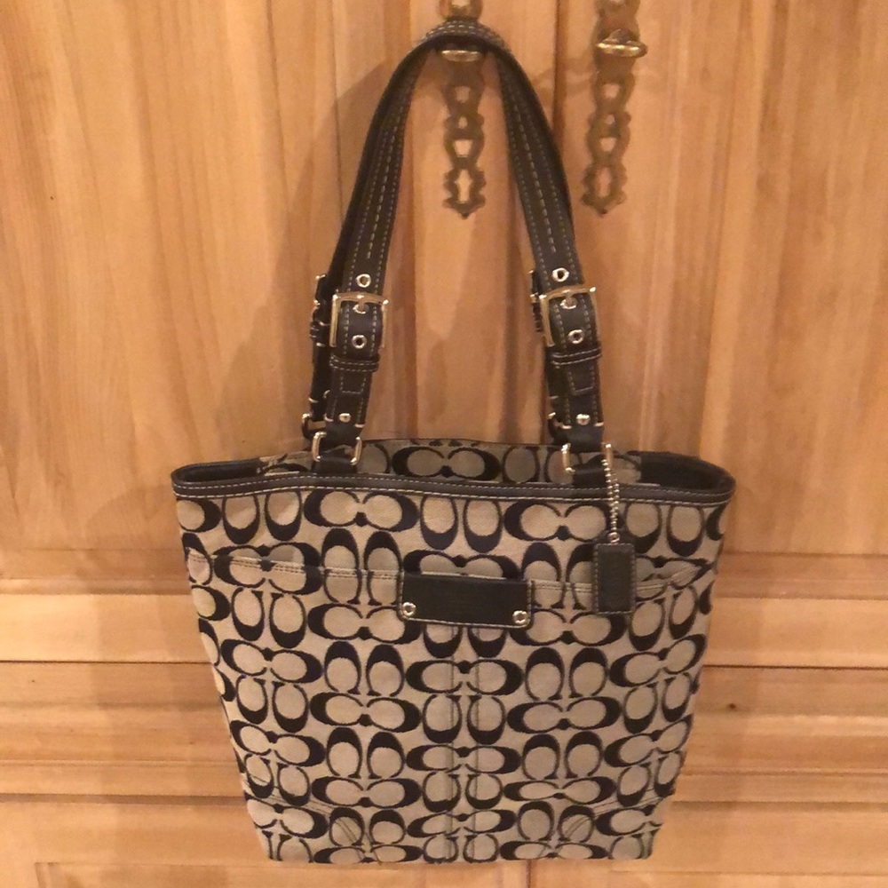 Authentic COACH Tote